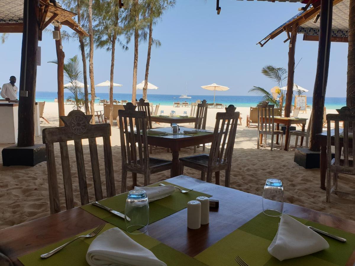 Nungwi Inn Beach Cottages Vertshus 3*